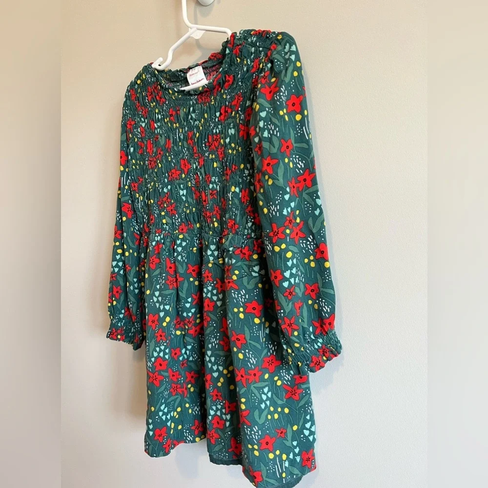 Hanna Andersson Girls Floral Smocked Long Sleeve Dress 120 6-7
